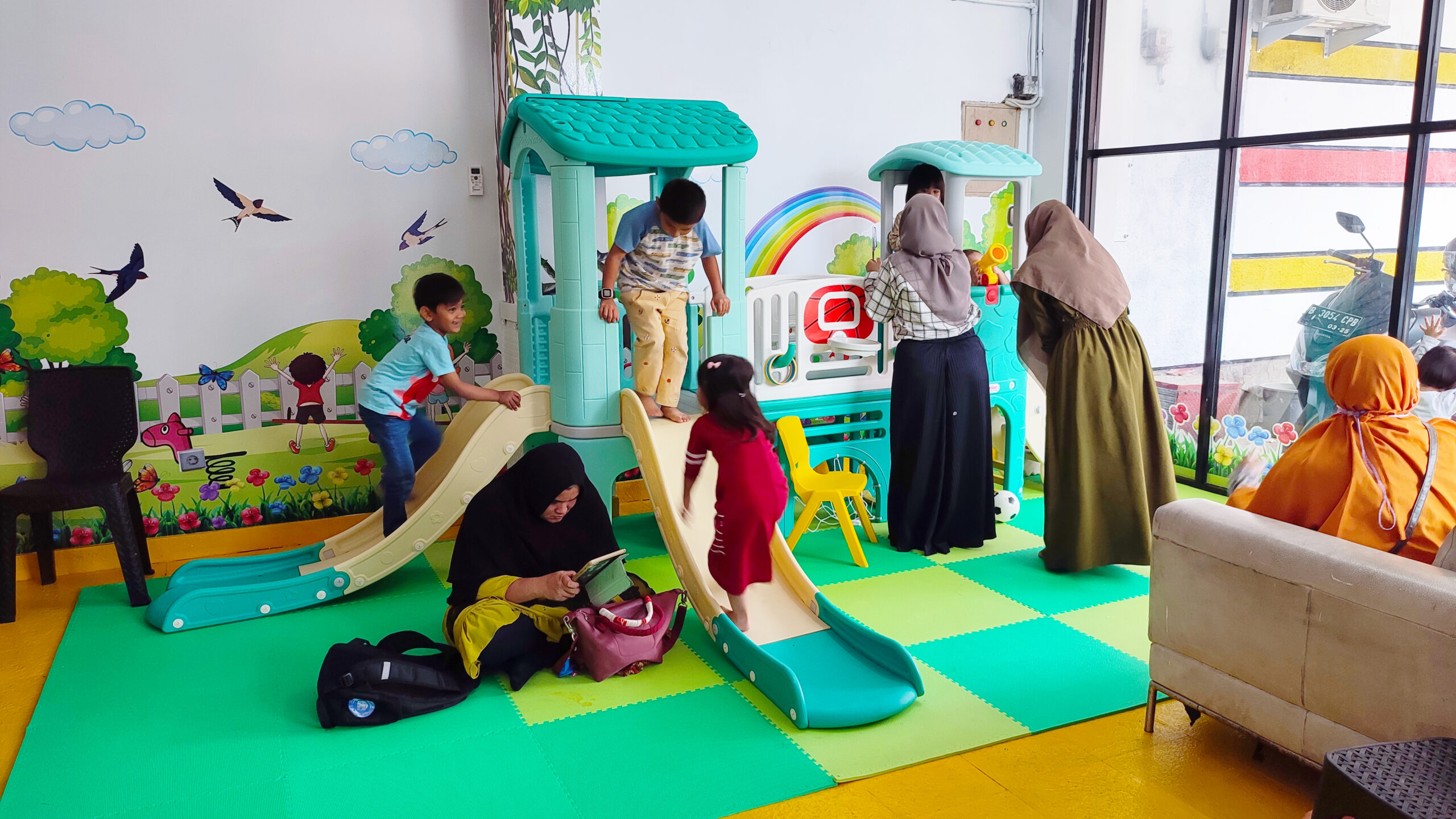 PERHATIKAN 4 HAL BERIKUT SEBELUM MEMILIH TEMPAT PENDIDIKAN ANAK DI TANGERANG